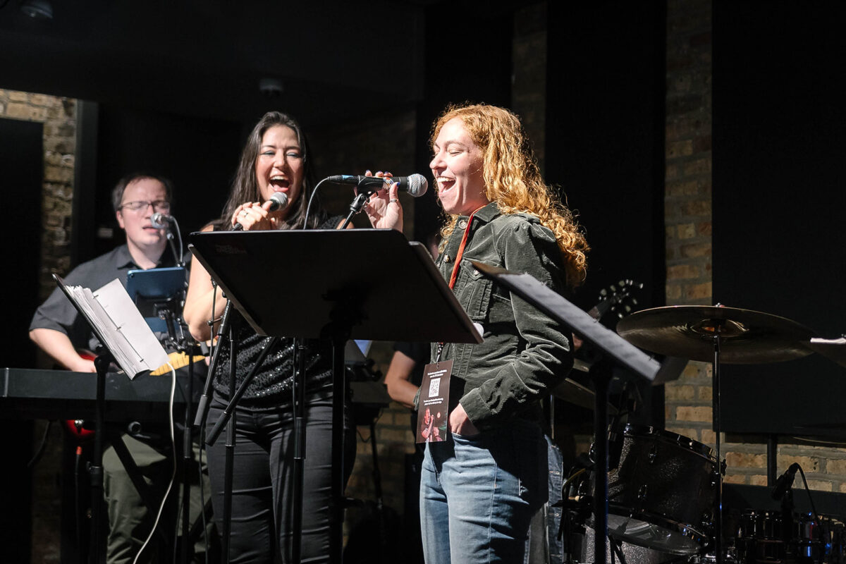 RO KARAOKE RO KARAOKE