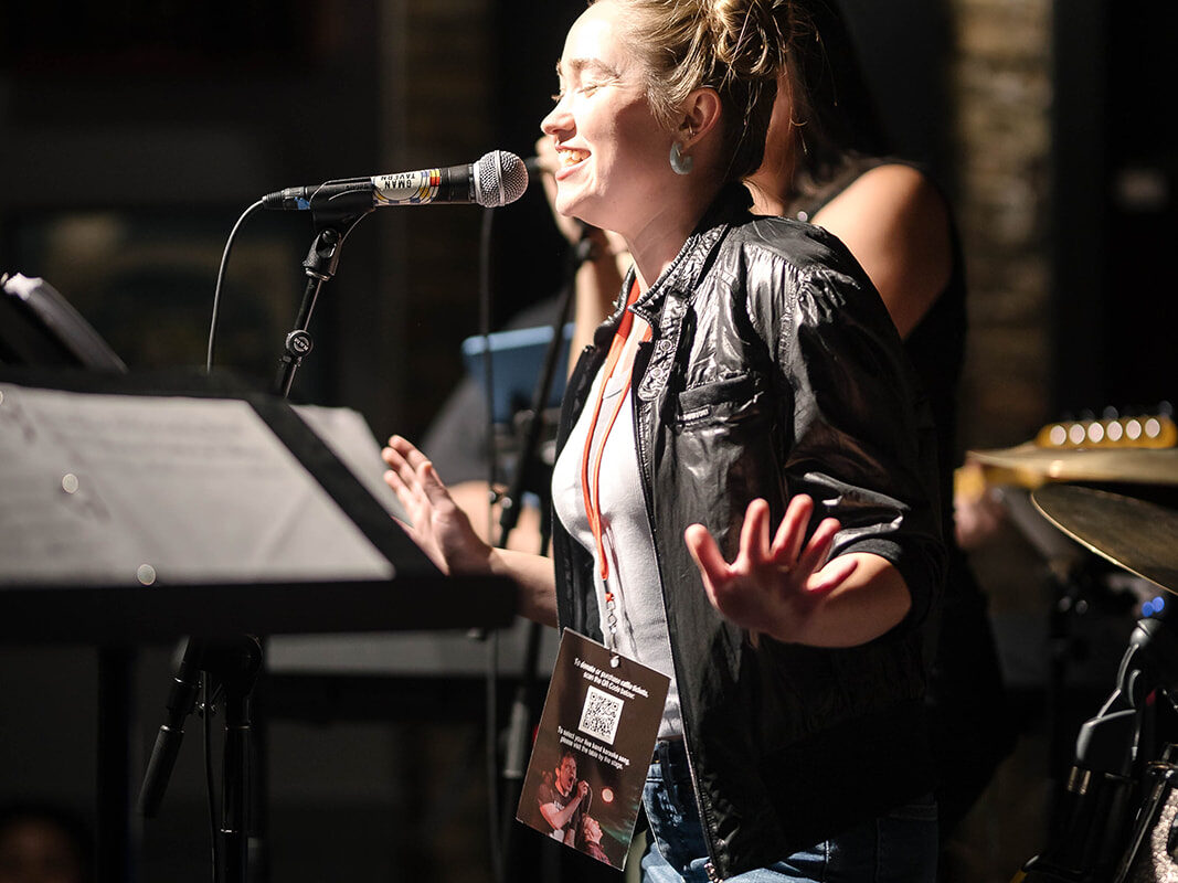 RO KARAOKE RO KARAOKE