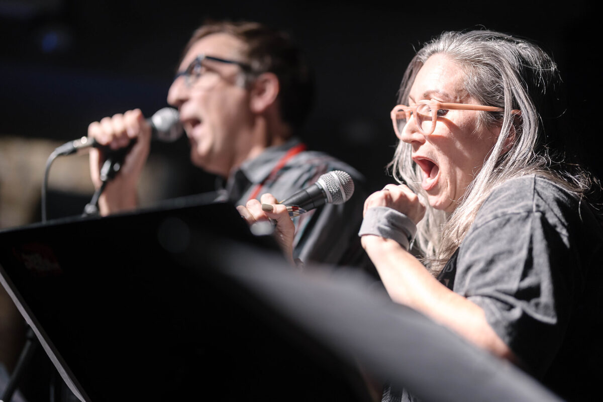 RO KARAOKE RO KARAOKE