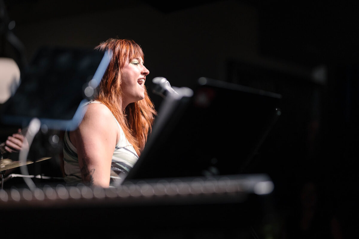 RO KARAOKE RO KARAOKE