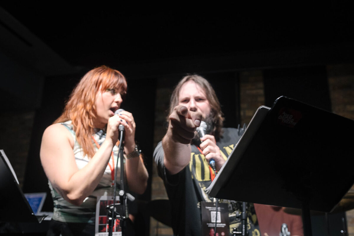 RO KARAOKE RO KARAOKE