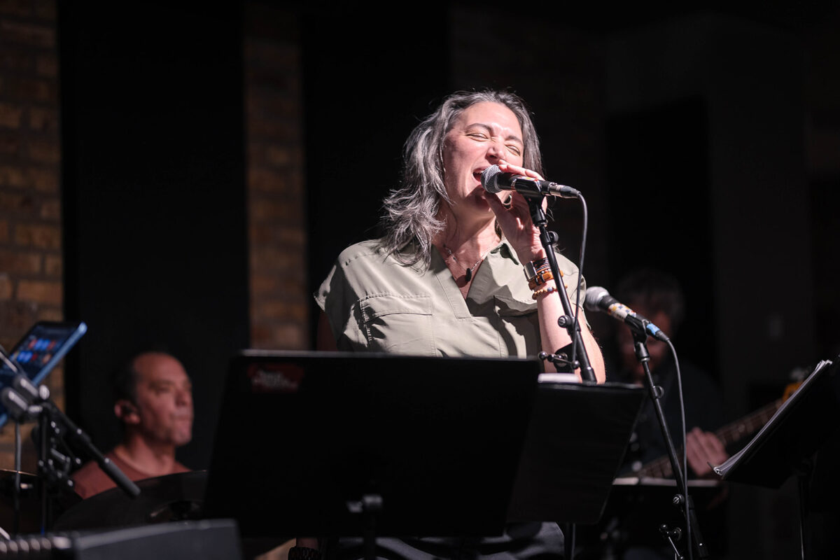 RO KARAOKE RO KARAOKE