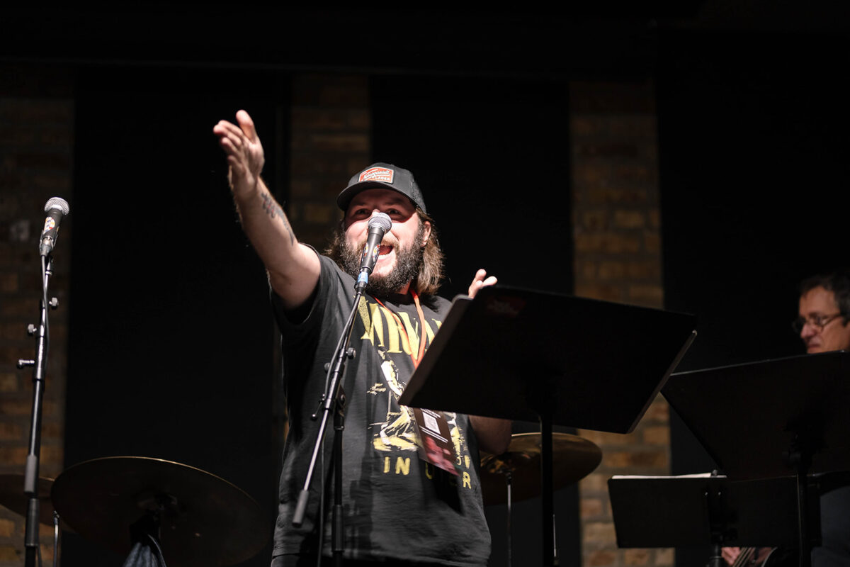 RO KARAOKE RO KARAOKE