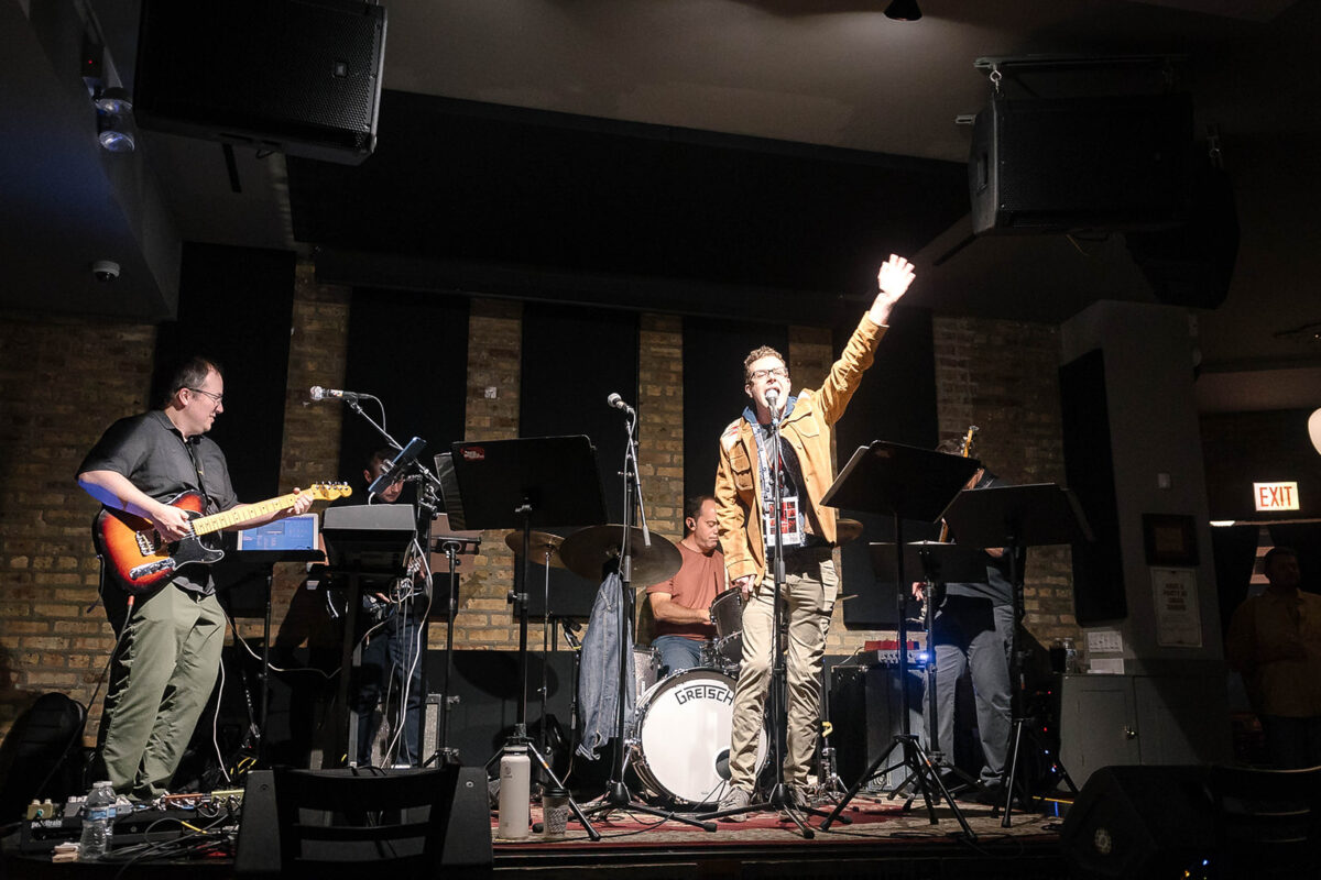 RO KARAOKE RO KARAOKE