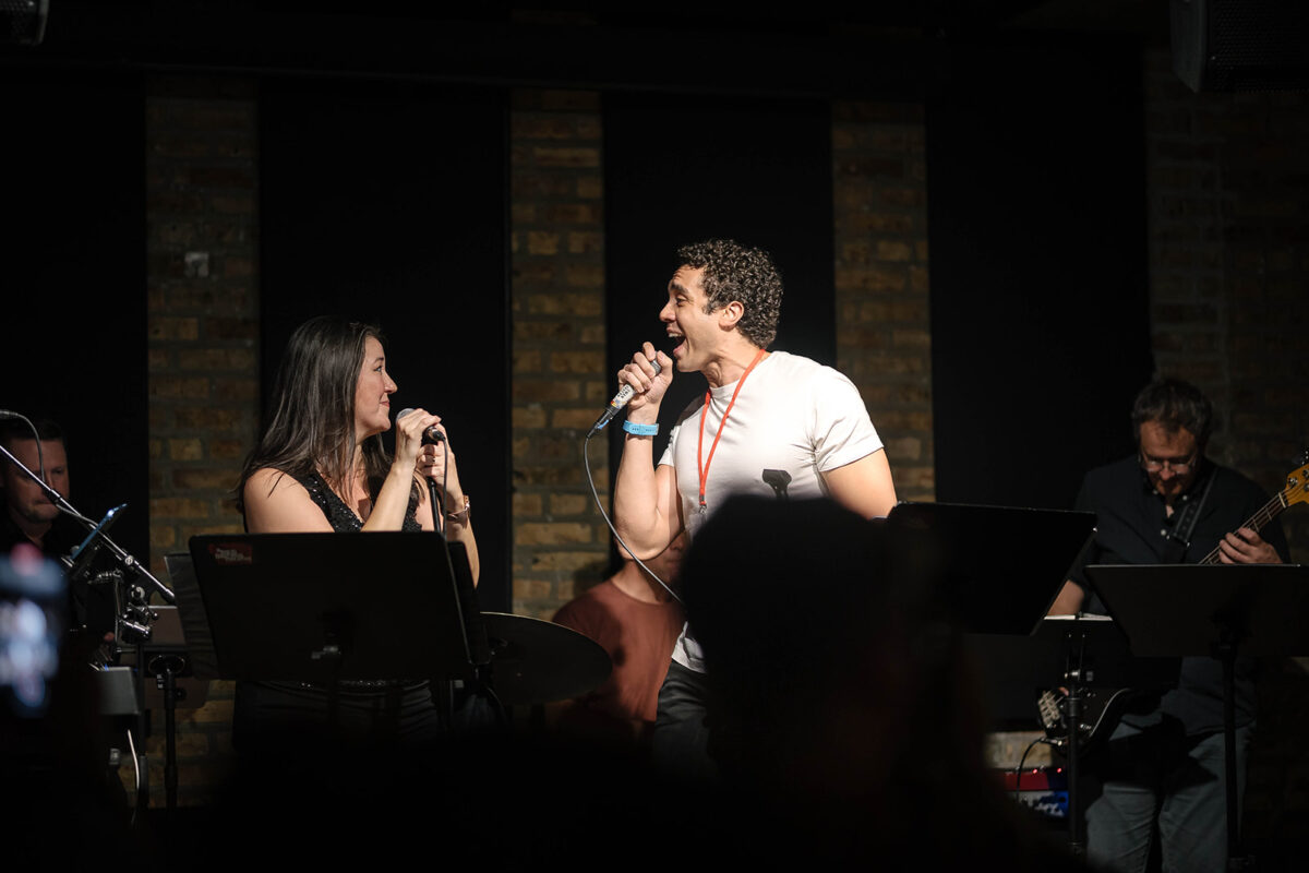 RO KARAOKE RO KARAOKE